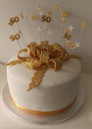 Gold bow/stars golden wedding