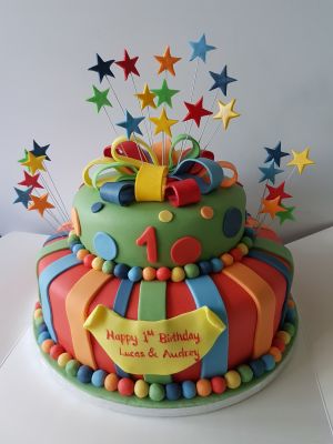 2 tier colourful bow/stars