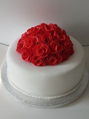 Red rose dome