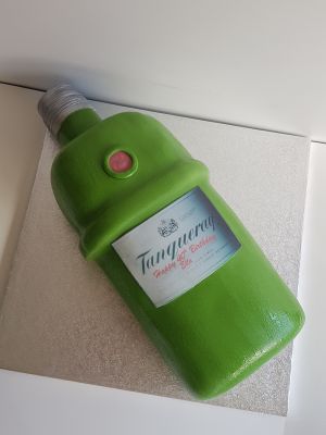 Tanqueray gin bottle