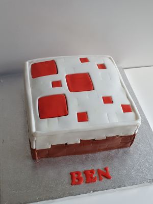 Minecraft cake