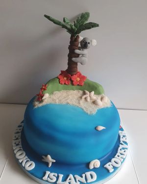 Island/koala wedding cake