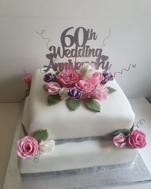2 tier floral diamond wedding