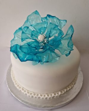 Edible fantasy flower