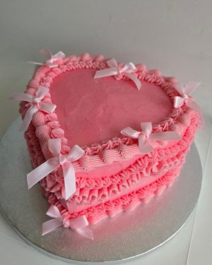 Vintage heart with bows