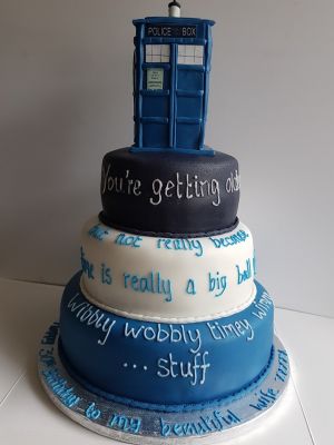 3 Tier Dr who