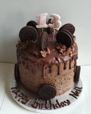 Oreo crunch cake