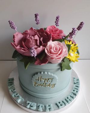 Flower Pot Cake