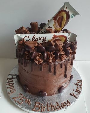 Galaxy Drip Cake