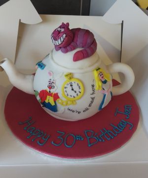 Alice/Cheshire cat Teapot