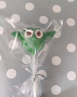 Yoda pops