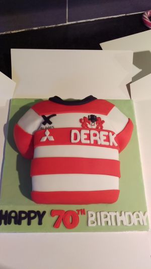 Gloucester rugby shirt 2