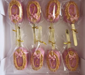 Pink & Gold cakesicles