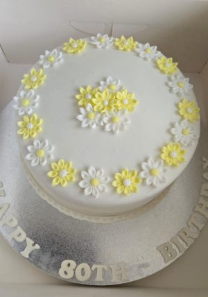 Yellow & white daisies