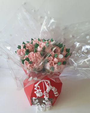 Pink Cupcake Bouquet